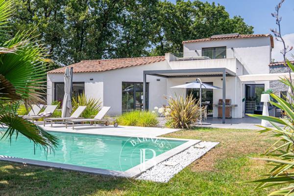 Aix-en-Provence, Villa 3 Chambres -  264 m² à vendre