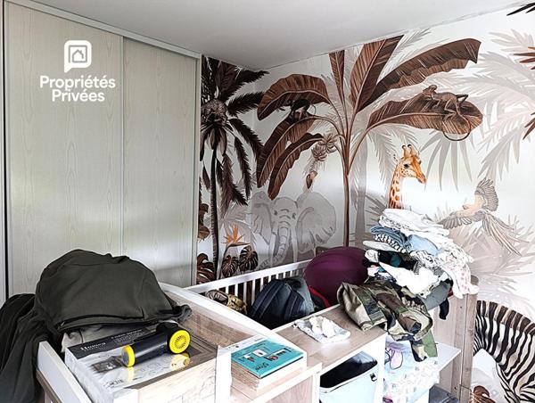 BESANCON Quartier Mallarmé - Appartement T 3 de 62 m2 environ, fonctionnel avec terrasse, cave et place stationnement couverte