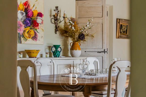 Aix-en-Provence, Maison 6 Chambres -  262 m² à vendre