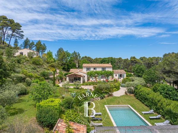 Aix-en-Provence, Maison 6 Chambres -  262 m² à vendre