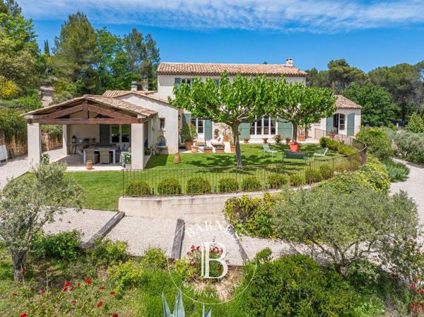 Aix-en-Provence, Maison 6 Chambres -  262 m² à vendre