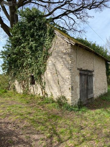 Terrain à Batir à vendre à Mézières-en-Brenne dans l'Indre (36290), ref : 1045338