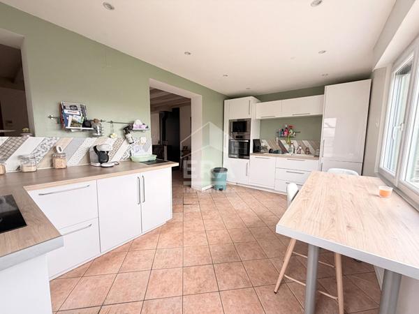 SAINT LEONARD A VENDRE MAISON INDIVIDUELLE 4 CHAMBRES JARDIN GARAGE