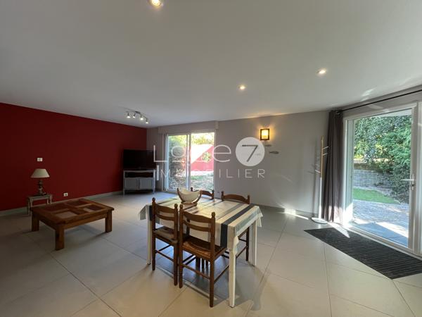Maison 11 pièce(s) 5 chambre(s) 185 m²