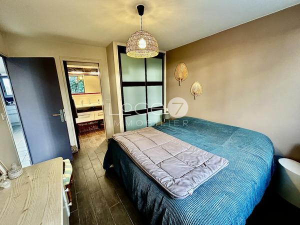 Maison 11 pièce(s) 5 chambre(s) 185 m²