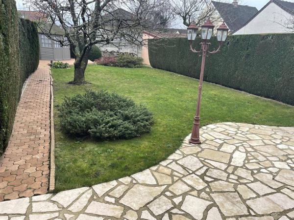 Maison Pontault Combault 6 pièce(s) 103 m2