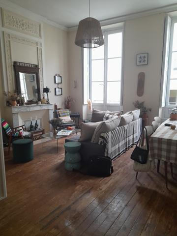 Appartement
                                                                                                                                                                                                                                                                                                                        2 pièce(s)                                                                                                                                                                                                          1 chambre(s)                                                                                                                                                                                                          53  m²