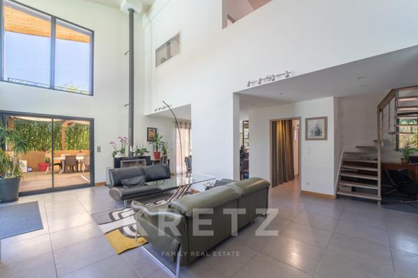 Aix-en-Provence – Luynes | Villa contemporaine d’architecte avec piscine