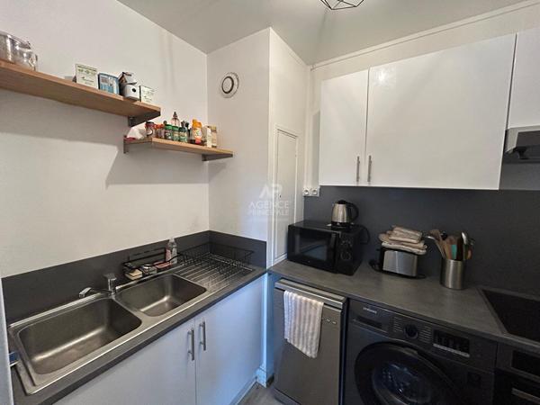 Appartement 2 pièces 44 m² - Proche gare €199 000 ** - Référence 1780