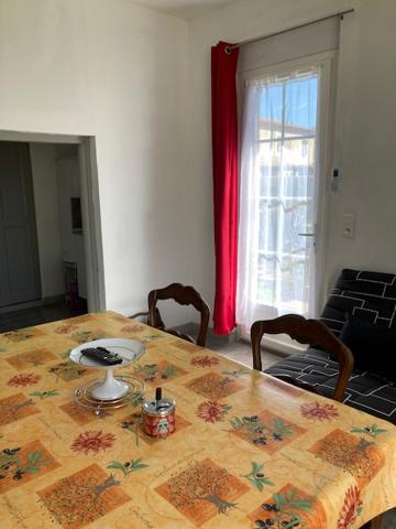 Maison Tarascon 2 pièce(s) 40 m2 proche école IFOA TOUT CONFORT