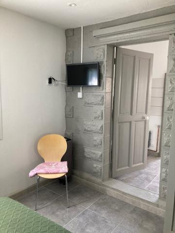 Maison Tarascon 2 pièce(s) 40 m2 proche école IFOA TOUT CONFORT