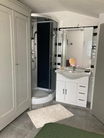 Maison Tarascon 2 pièce(s) 40 m2 proche école IFOA TOUT CONFORT