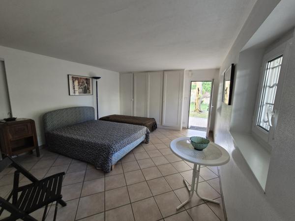 Maison 7 pièce(s) 6 chambre(s) 210 m²