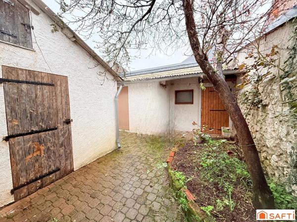 Maison en deux logements proche des bords de Loire