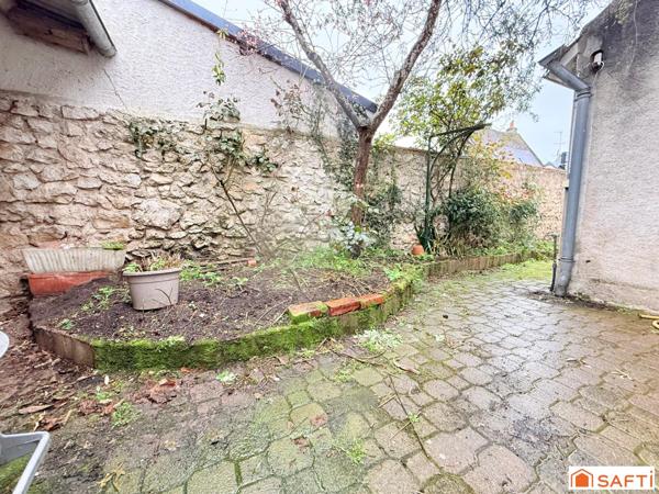 Maison en deux logements proche des bords de Loire