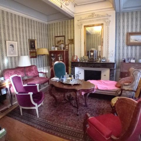 BELLE MAISON DE VILLE A RESTAURER EN HYPERCENTRE