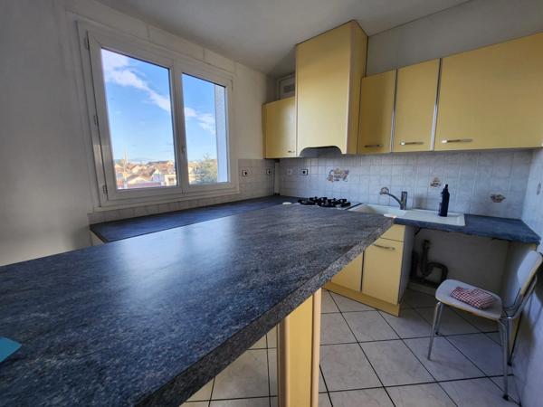 Montesson Village - 3 Pièces - Grand Balcon