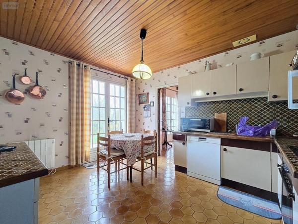 Maison individuelle à vendre à Condes en Haute-Marne (52000), ref : VM1100-52001