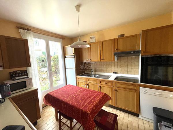 Maison Saint Germain En Laye 7 pièce(s) 130 m2 €849 000 ** - Référence 17185