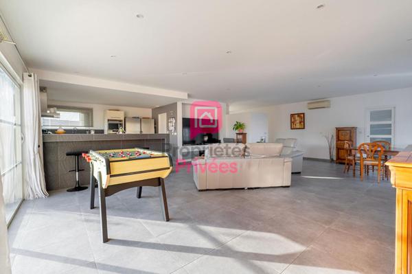 Maison familiale 175 m² - Piscine chauffée - Garage double - Saint-Loubès