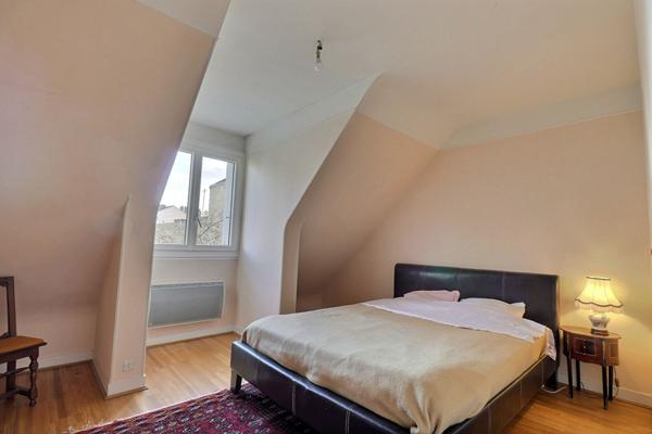 Maison individuelle 7 pièces, jardin, sous-sol Maisons-Laffitte Centre !