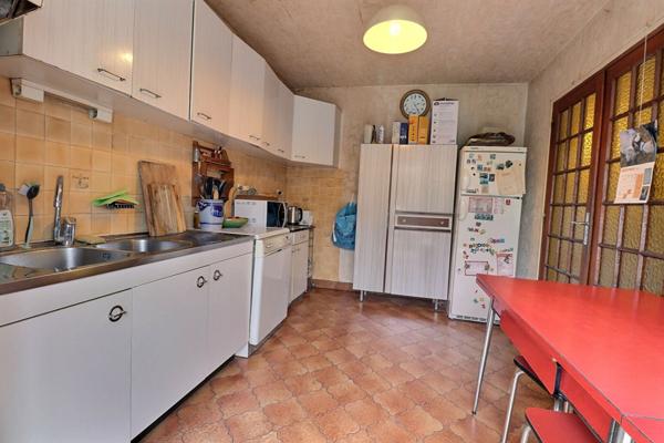 Maison individuelle 7 pièces, jardin, sous-sol Maisons-Laffitte Centre !