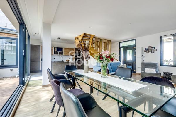 SECTEUR MAIRIE DE SAINT-OUEN - MAISON 5 PIÈCES 188 m² - EXTÈRIEURS 40 m²