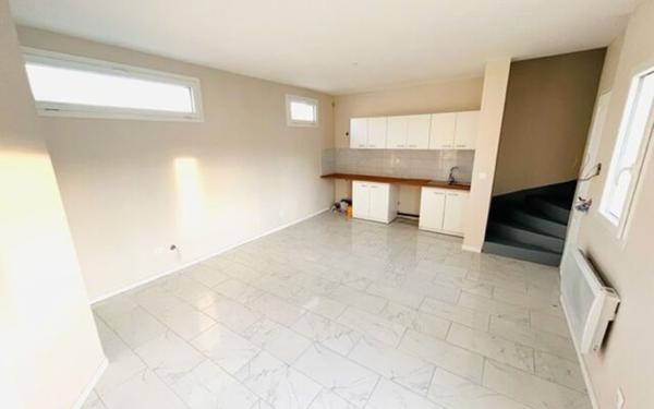 Appartement à louer    3 pièces •  Neuilly-Plaisance