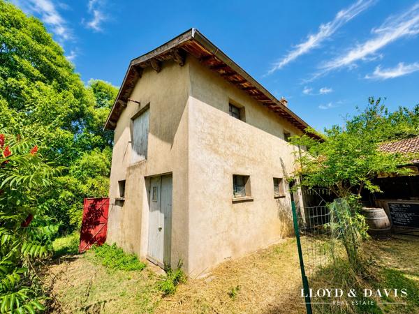 Ancien couvent en Ardèche – 1 400 m² pour projet touristique, hôtelier ou événementiel