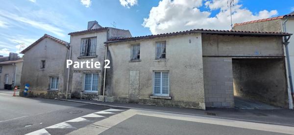 Maison ancienne 267m², 11 pièces à rénover.