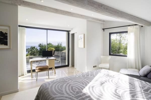 Villa contemporaine d’exception avec vue mer panoramique – Cannes Eden