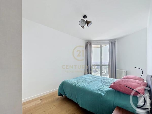 Appartement F5 à vendre  5 pièces - 107,60 m 2   RENNES  - 35