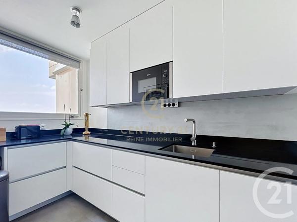 Appartement F5 à vendre  5 pièces - 107,60 m 2   RENNES  - 35