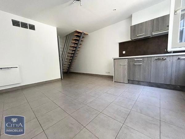Appartement à louer 3 pièces 42.24m² Vitry-sur-Seine (94400)
