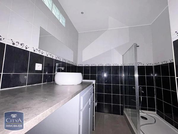 Appartement à louer 3 pièces 42.24m² Vitry-sur-Seine (94400)