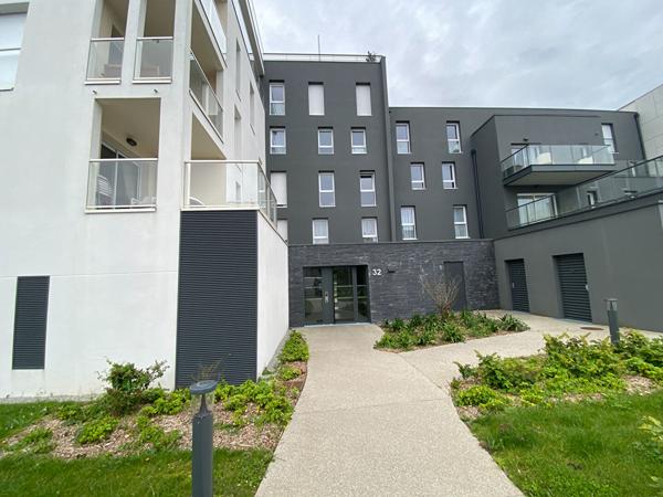 Appartement à vendre à Vannes 2 pièces 42 m2 quartier gare, résidence de 2024