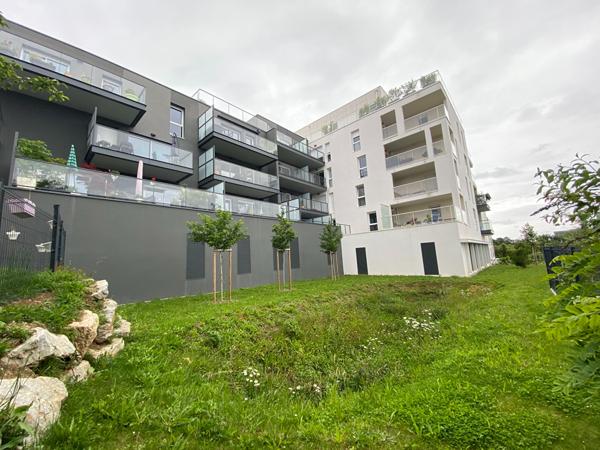 Appartement à vendre à Vannes 2 pièces 42 m2 quartier gare, résidence de 2024