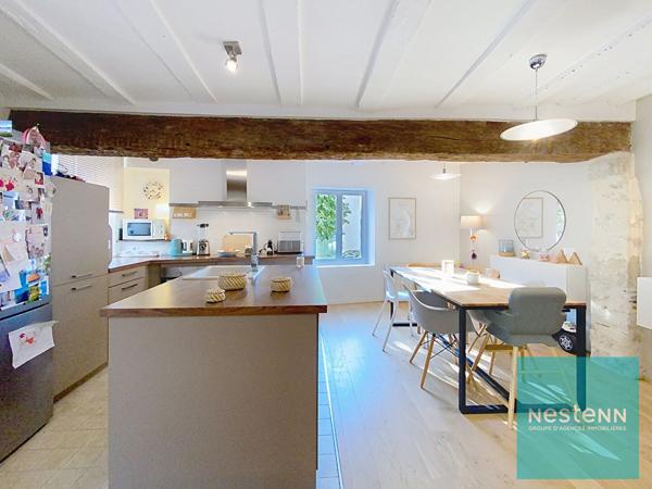 2 minutes d'Amboise, charmante maison ancienne à vendre, 3 chambres et jardin