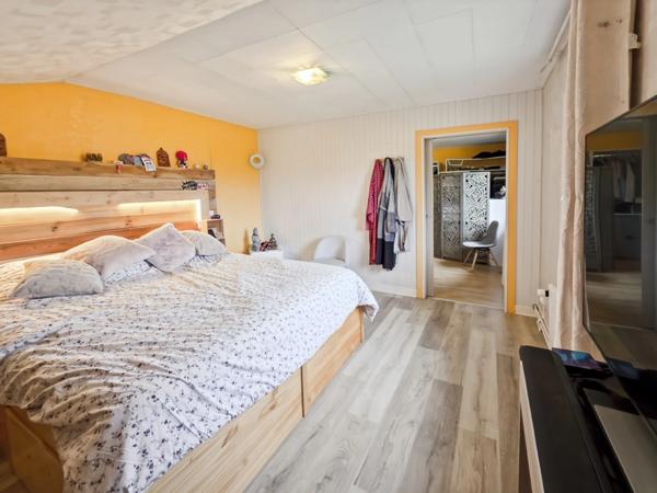 Maison familiale de 13 pièces avec appartement indépendant – 211 m² – Perrigny, proche Lons-le-Saunier