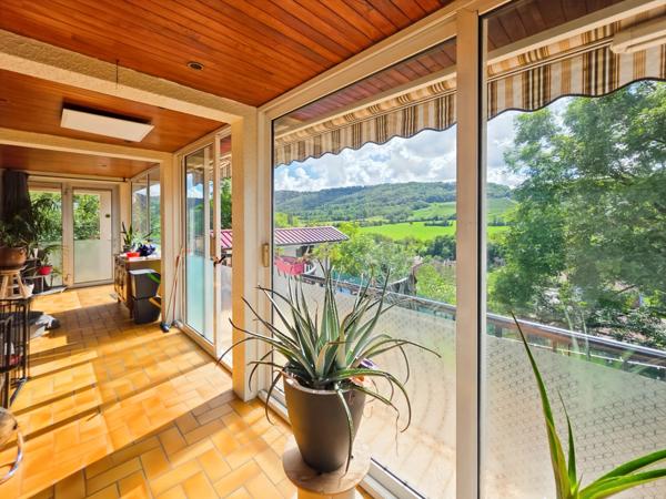 Maison familiale de 13 pièces avec appartement indépendant – 211 m² – Perrigny, proche Lons-le-Saunier