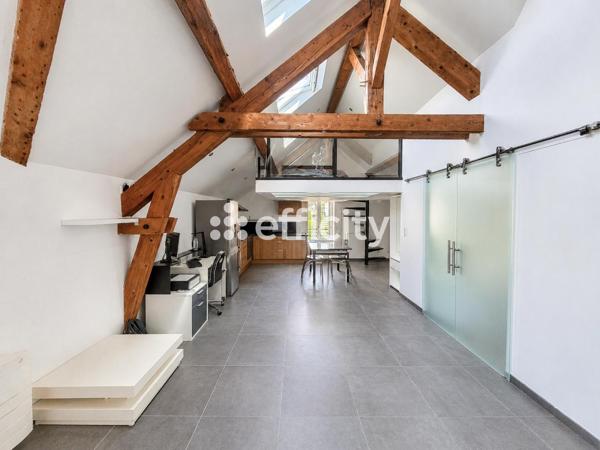 Appartement
         2 pièces
        - 43 m² Exclusivité 229 000 € *