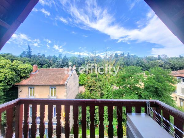 Appartement
         2 pièces
        - 43 m² Exclusivité 229 000 € *