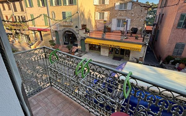 Appartement à louer    1 pièce •  Biot