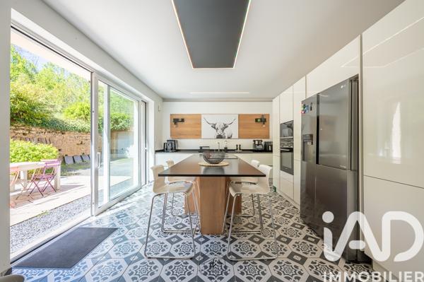 Maison à vendre 12 pièces 285 m² Gorcy