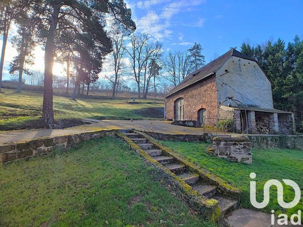 Maison à vendre 11 pièces 318 m² Saint-Pantaléon-de-Larche