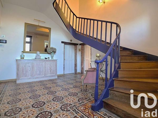 Maison à vendre 11 pièces 318 m² Saint-Pantaléon-de-Larche