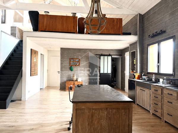 Loft et local professionnele - Gujan Mestras - 230 m2