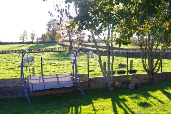 Charlieu (42190) Fermette 3 chambres 1000 m² de jardin