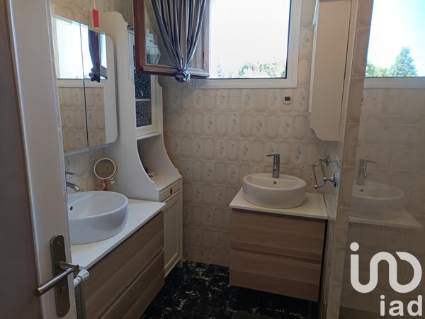 House for sale 4 rooms 103 m² Lablachère