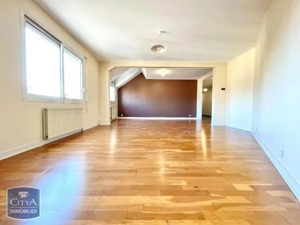 Appartement à louer 3 pièces 99.09m²